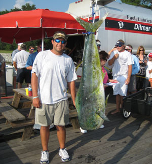 Photograph of Record Dolphin with angler Ryan Riggs